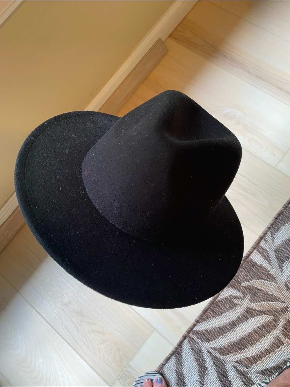 Universal Thread Black Wide-Brim Felt Fedora